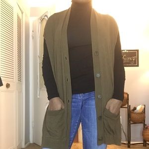 Saks Fifth Avenue (9/15) half cardigan